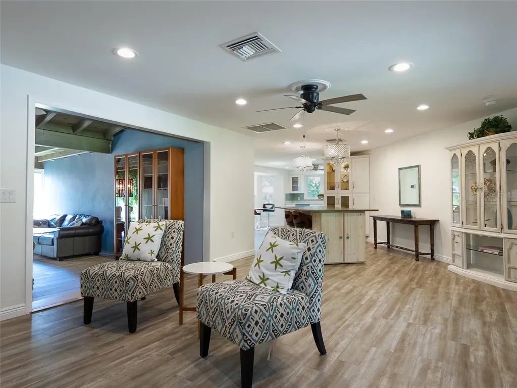 3140 Bay Shore Road Sarasota FL 34234