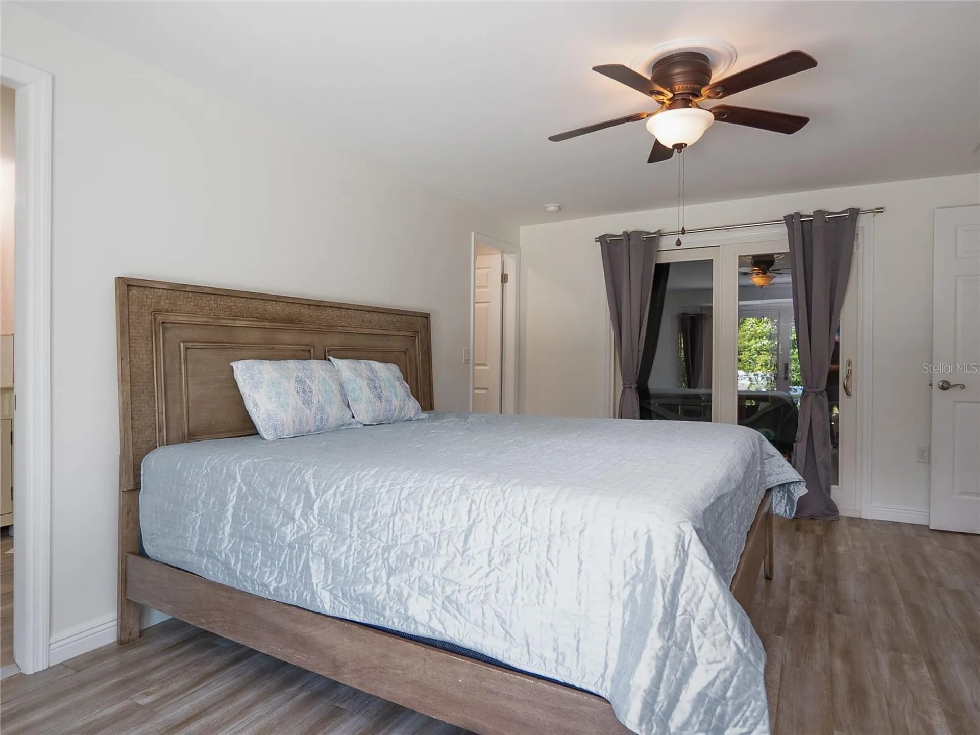 3140 Bay Shore Road Sarasota FL 34234