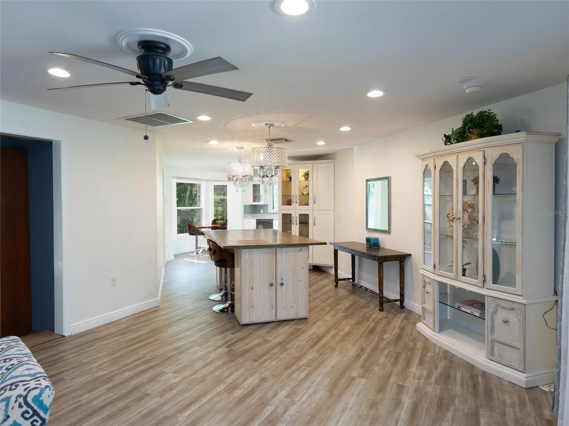 3140 Bay Shore Road Sarasota FL 34234
