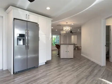 3140 Bay Shore Road Sarasota FL 34234