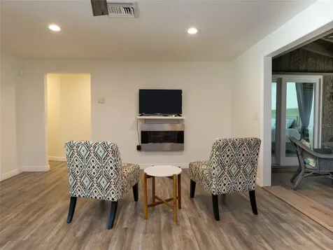 3140 Bay Shore Road Sarasota FL 34234