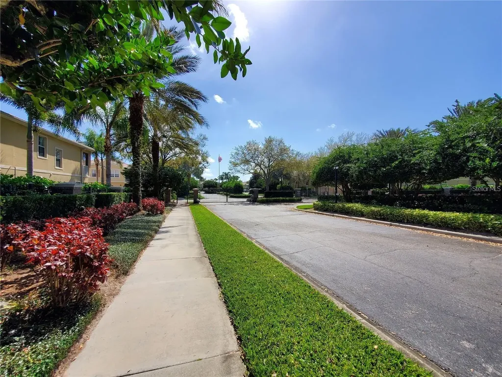 3491 Parkridge Circle Sarasota FL 34243