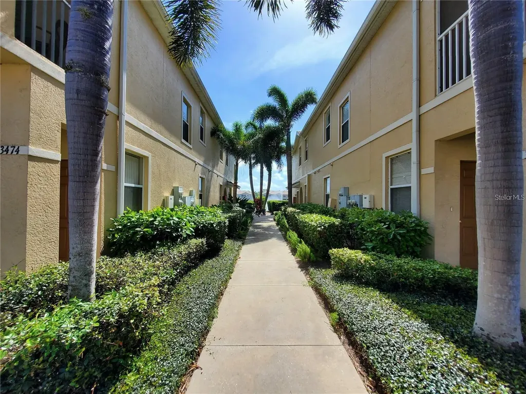 3491 Parkridge Circle Sarasota FL 34243