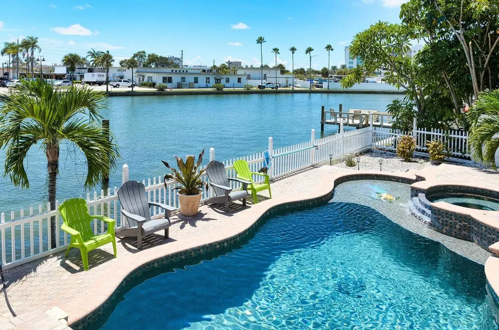 125 110th Avenue Treasure Island FL 33706