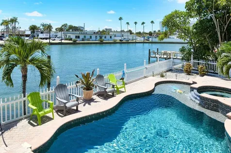 125 110th Avenue Treasure Island FL 33706