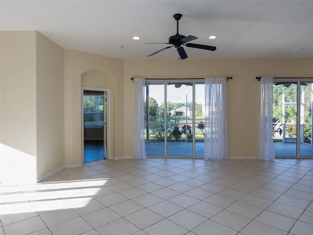 4103 61st Avenue E Bradenton FL 34203