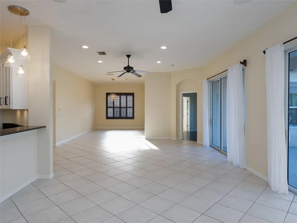 4103 61st Avenue E Bradenton FL 34203