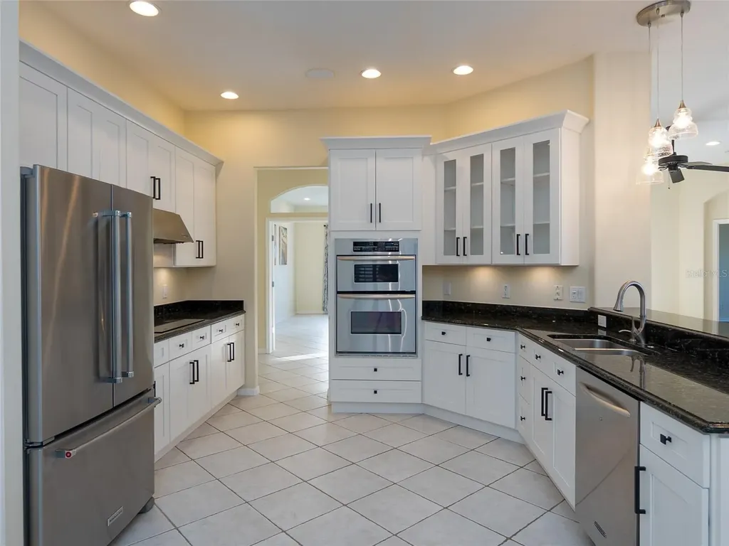 4103 61st Avenue E Bradenton FL 34203