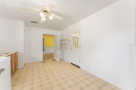 415 SE Adams Street High Springs FL 32643