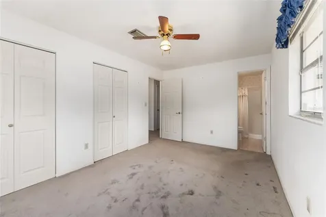 415 SE Adams Street High Springs FL 32643