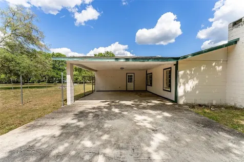 415 SE Adams Street High Springs FL 32643