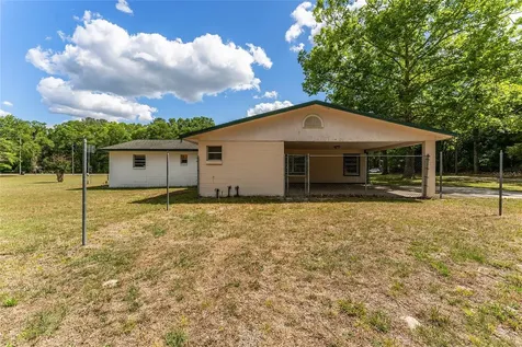 415 SE Adams Street High Springs FL 32643