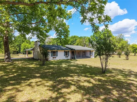 415 SE Adams Street High Springs FL 32643