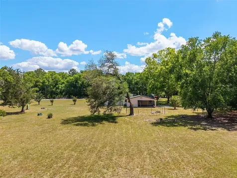 415 SE Adams Street High Springs FL 32643