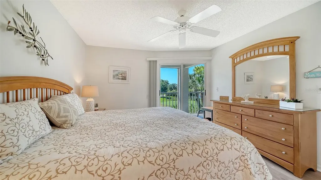 9330 Clubside Circle Sarasota FL 34238
