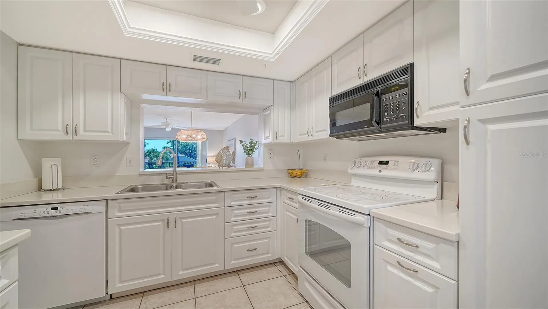 9330 Clubside Circle Sarasota FL 34238