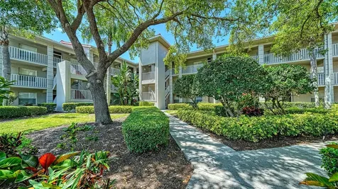 9330 Clubside Circle Sarasota FL 34238