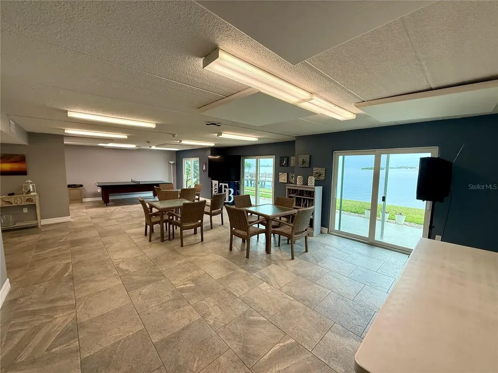 464 N Paula Drive Dunedin FL 34698