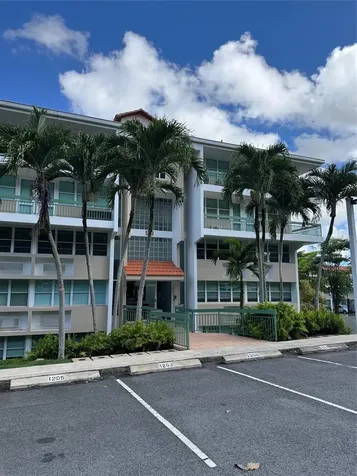26 Carr 833 La Villa Garden Apts Guaynabo PR 00971