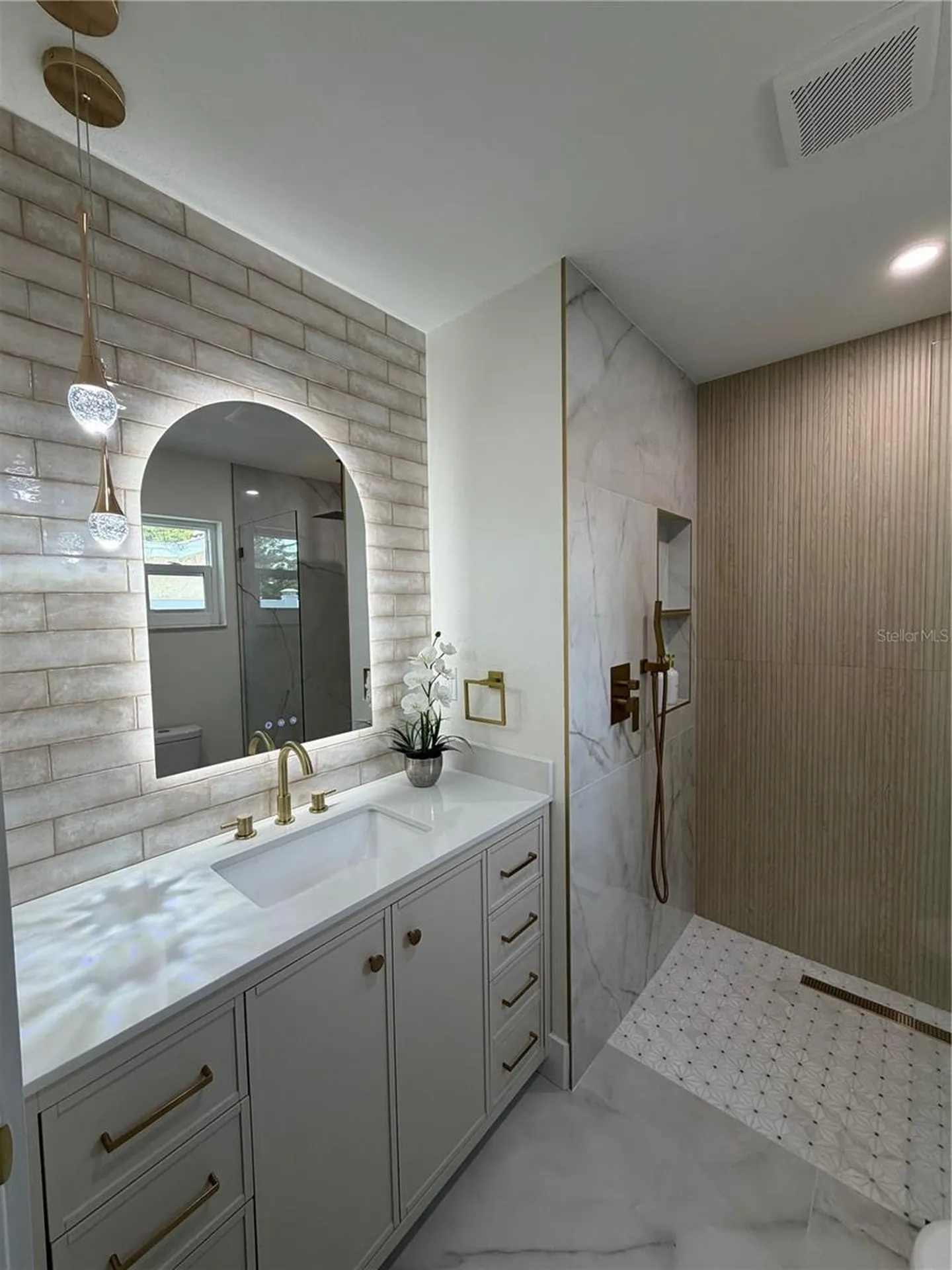 465 Belmist Court Dunedin FL 34698