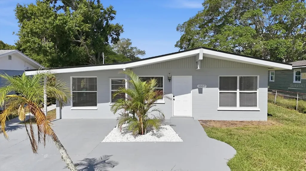 1007 26th Avenue W Palmetto FL 34221