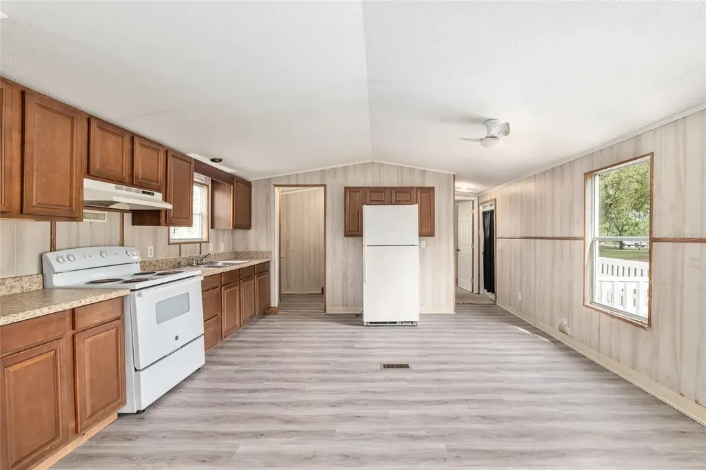 8535 SW 155th Street Dunnellon FL 34432