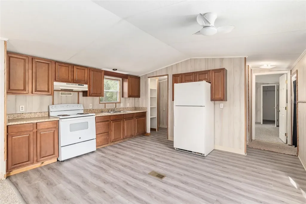 8535 SW 155th Street Dunnellon FL 34432