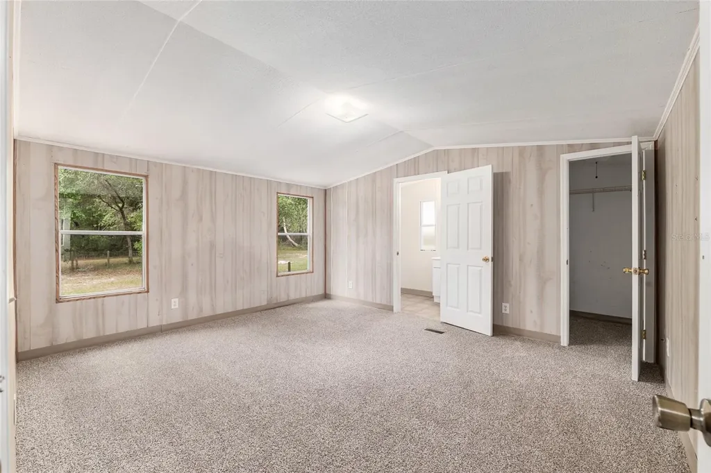 8535 SW 155th Street Dunnellon FL 34432