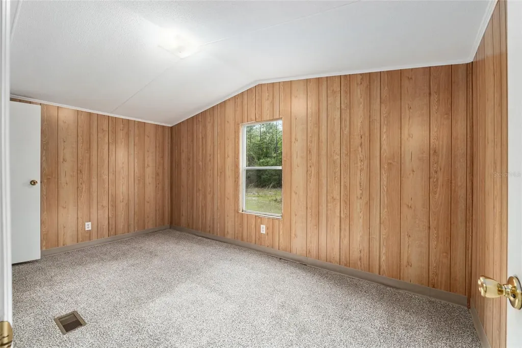 8535 SW 155th Street Dunnellon FL 34432