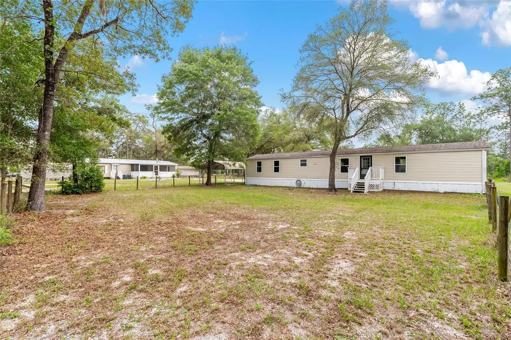 8535 SW 155th Street Dunnellon FL 34432
