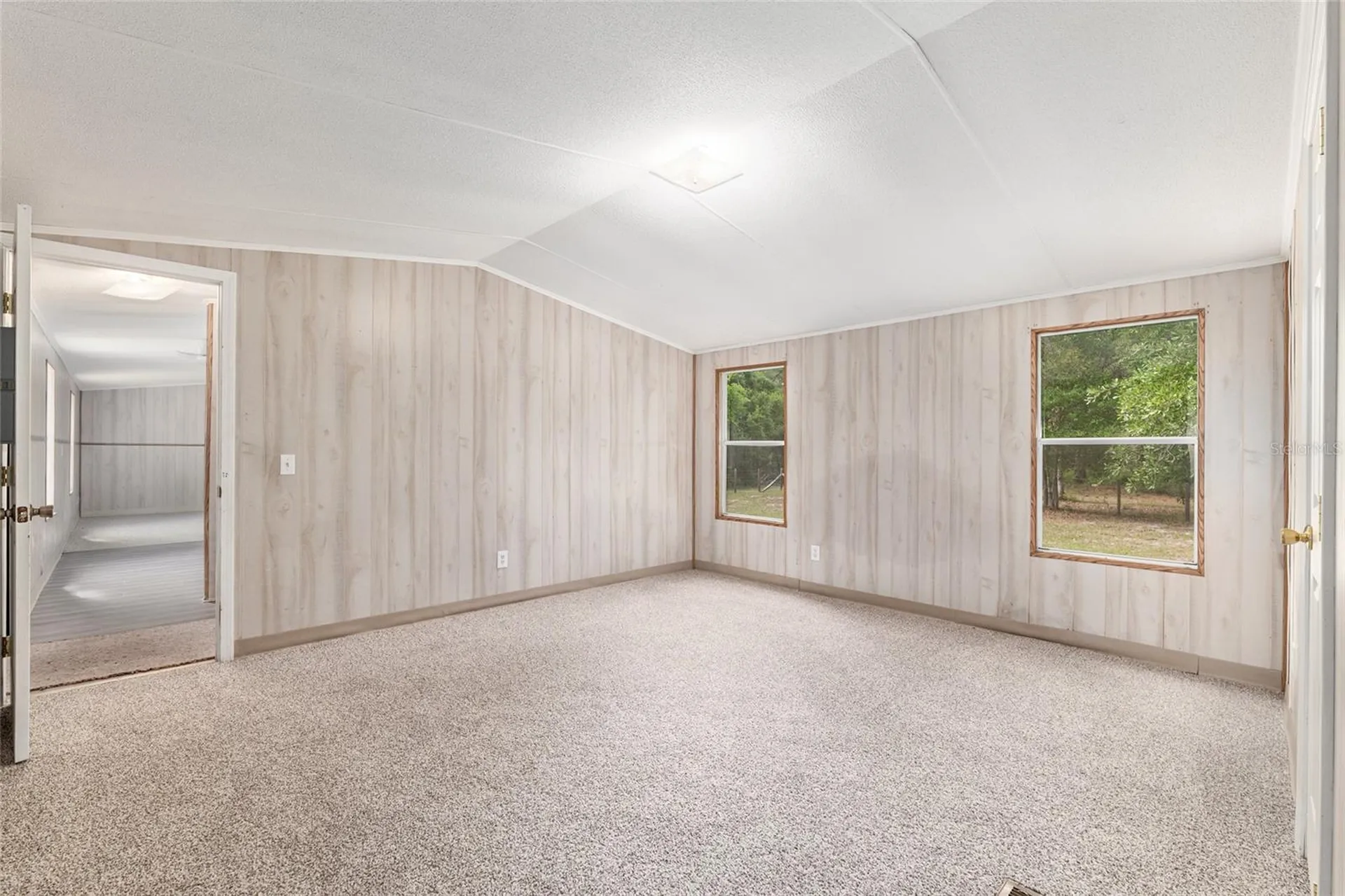 8535 SW 155th Street Dunnellon FL 34432