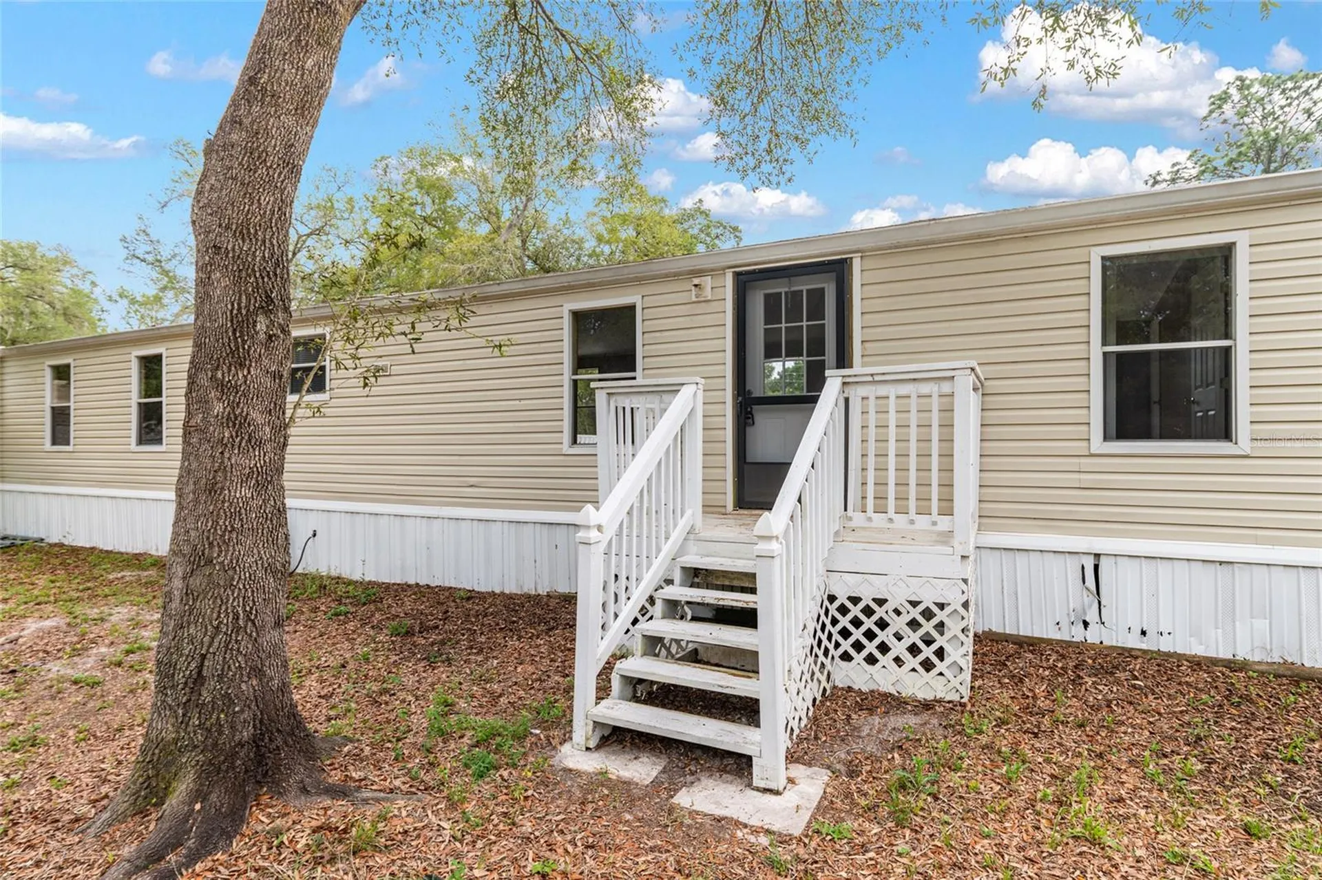 8535 SW 155th Street Dunnellon FL 34432
