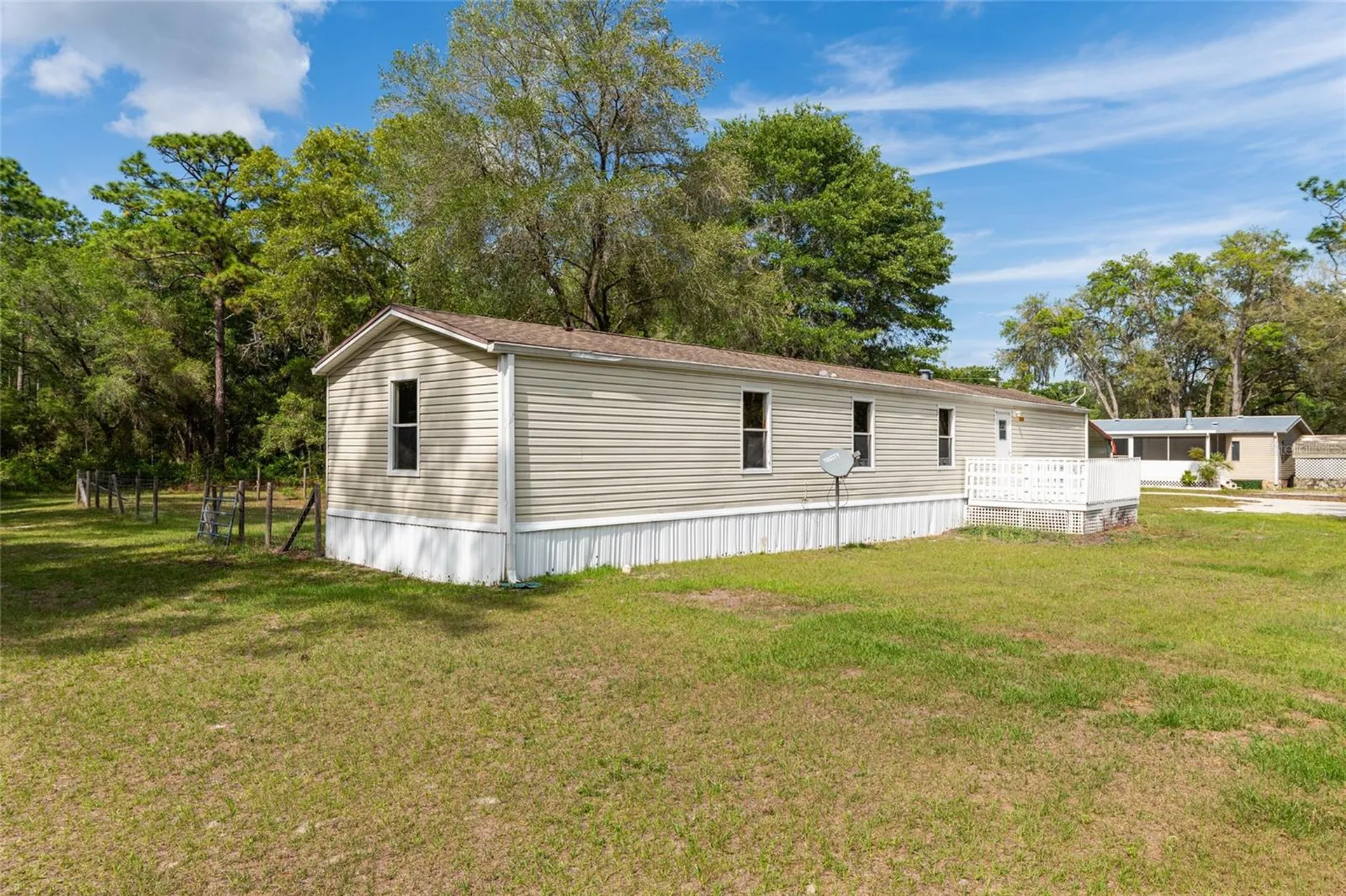 8535 SW 155th Street Dunnellon FL 34432