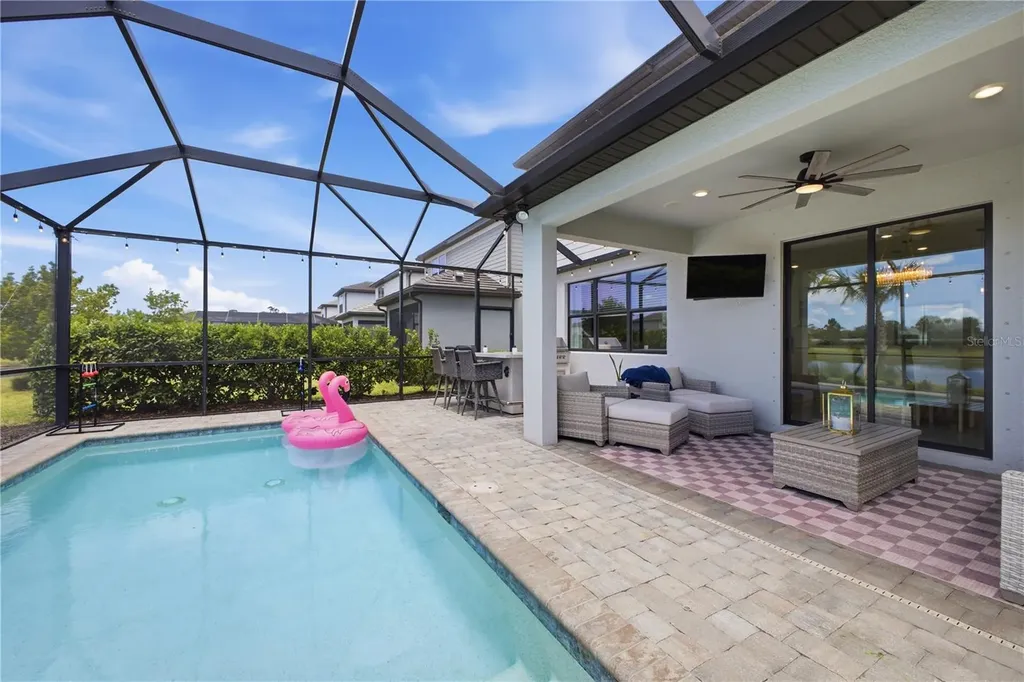 16306 Pine Mist Drive Bradenton FL 34211