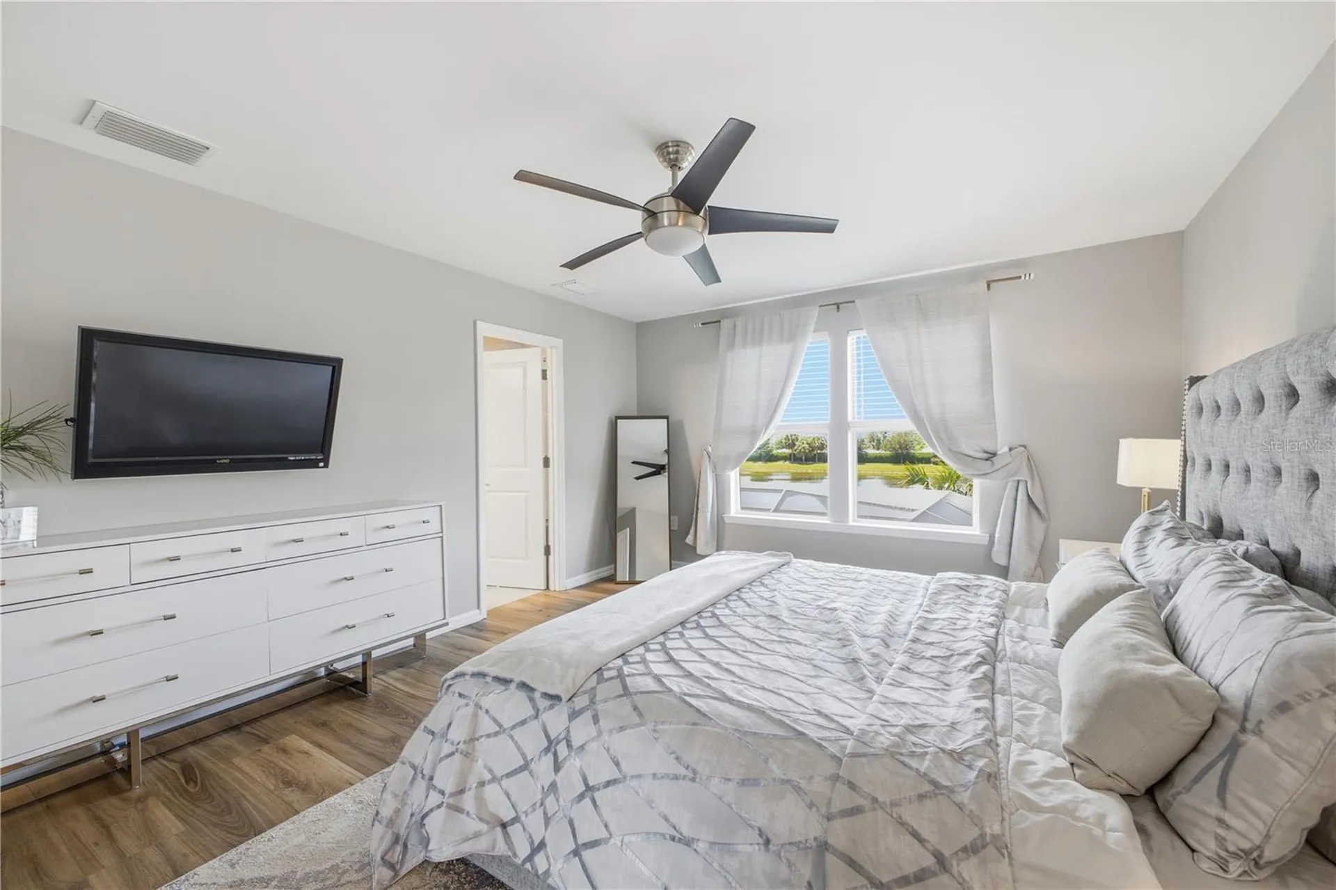 16306 Pine Mist Drive Bradenton FL 34211