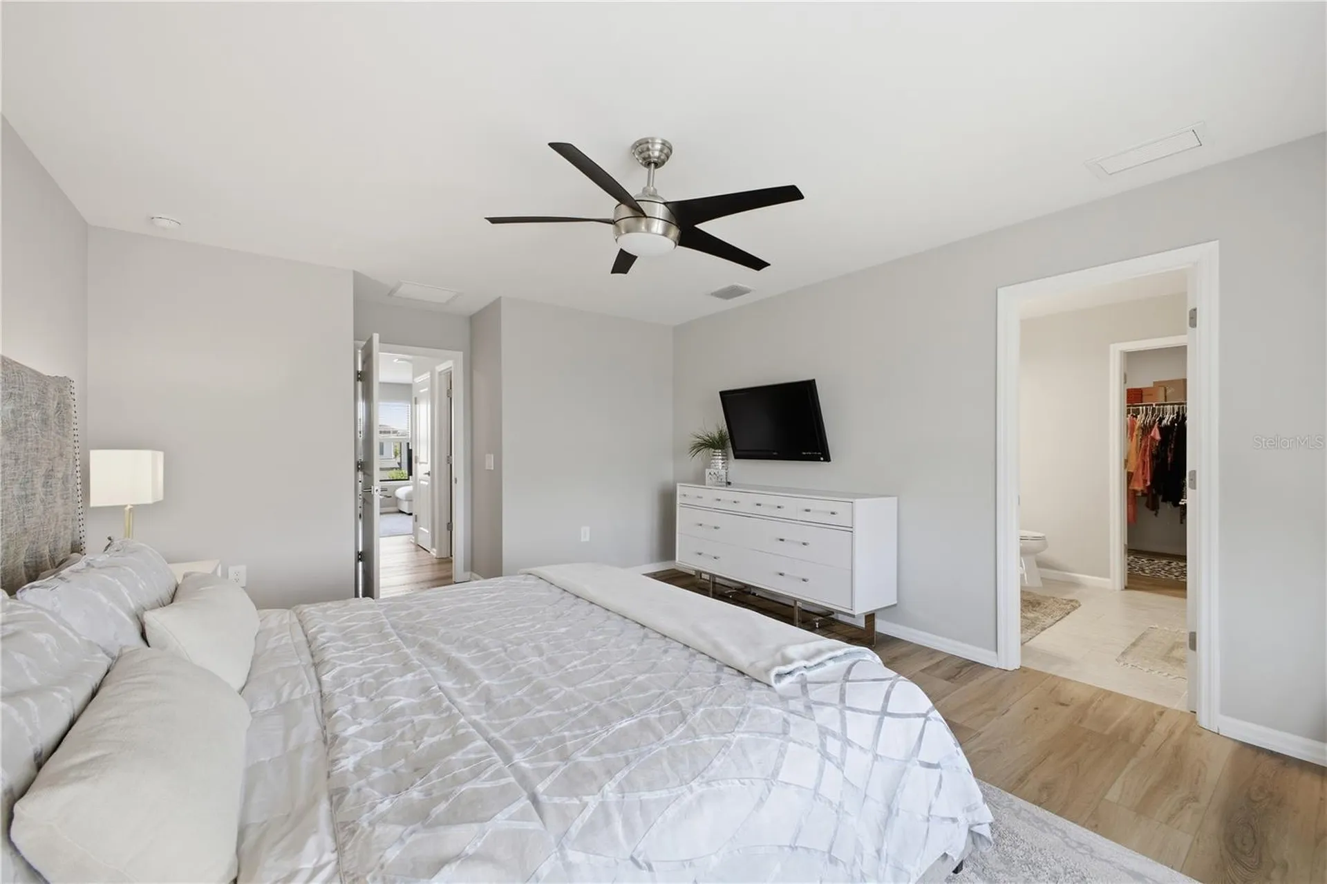 16306 Pine Mist Drive Bradenton FL 34211
