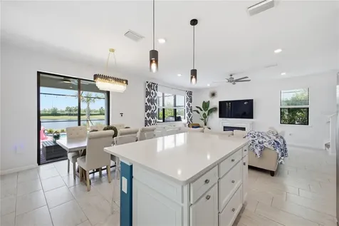 16306 Pine Mist Drive Bradenton FL 34211