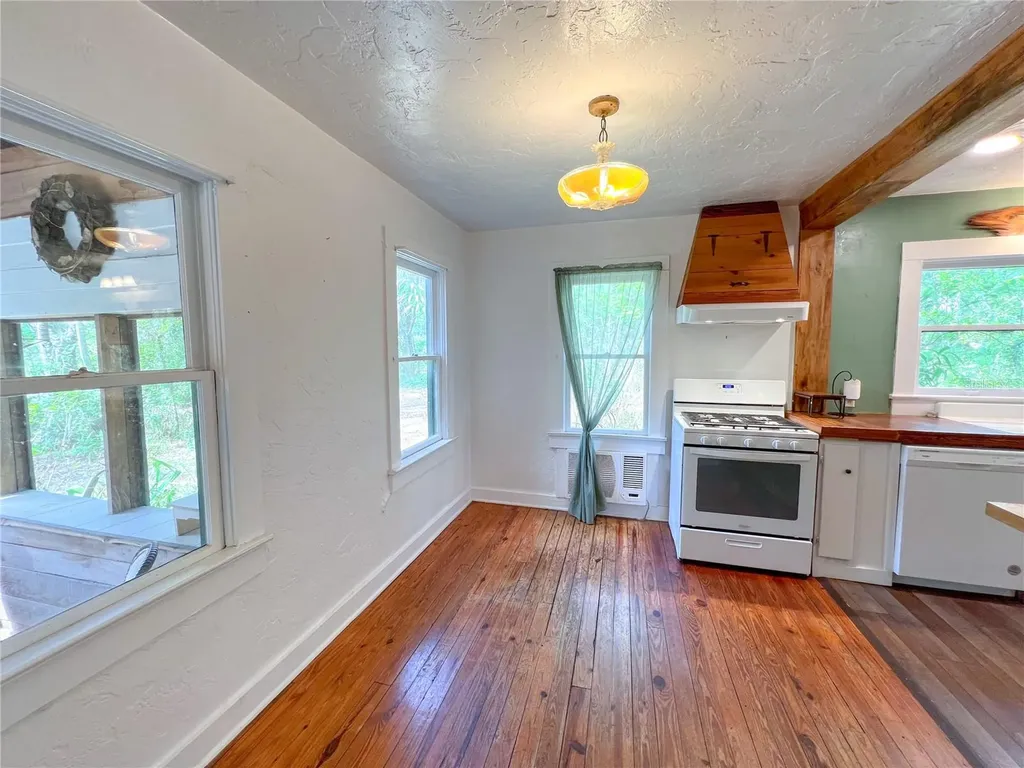 11716 NE 7th Avenue Gainesville FL 32641