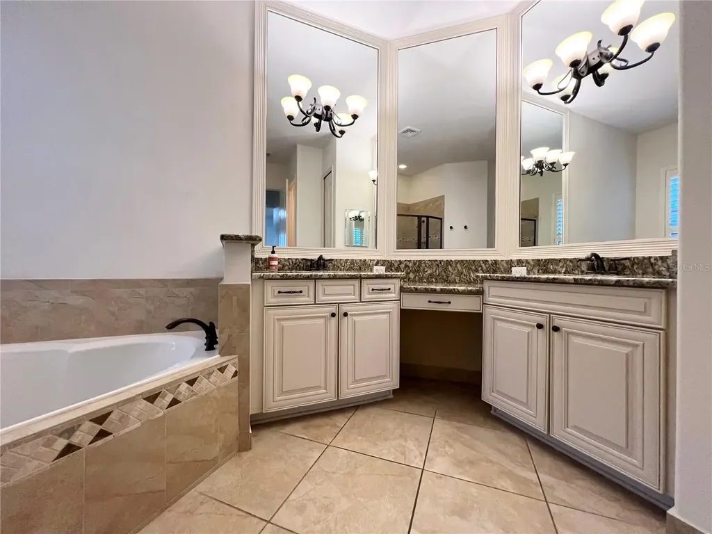 8213 Prestbury Drive Orlando FL 32832