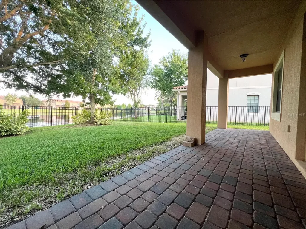 8213 Prestbury Drive Orlando FL 32832