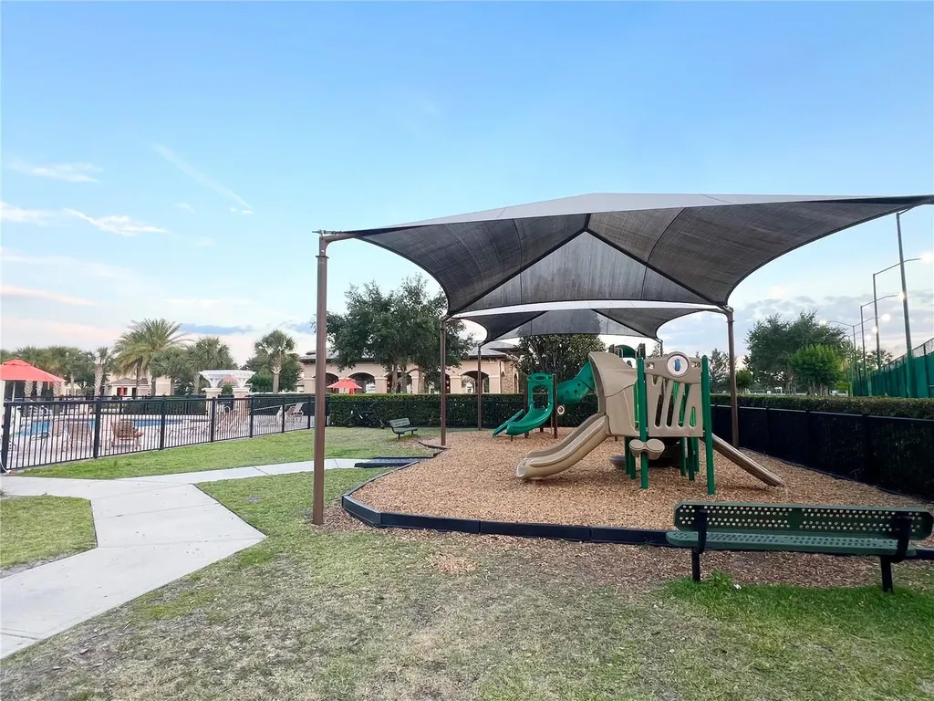 8213 Prestbury Drive Orlando FL 32832