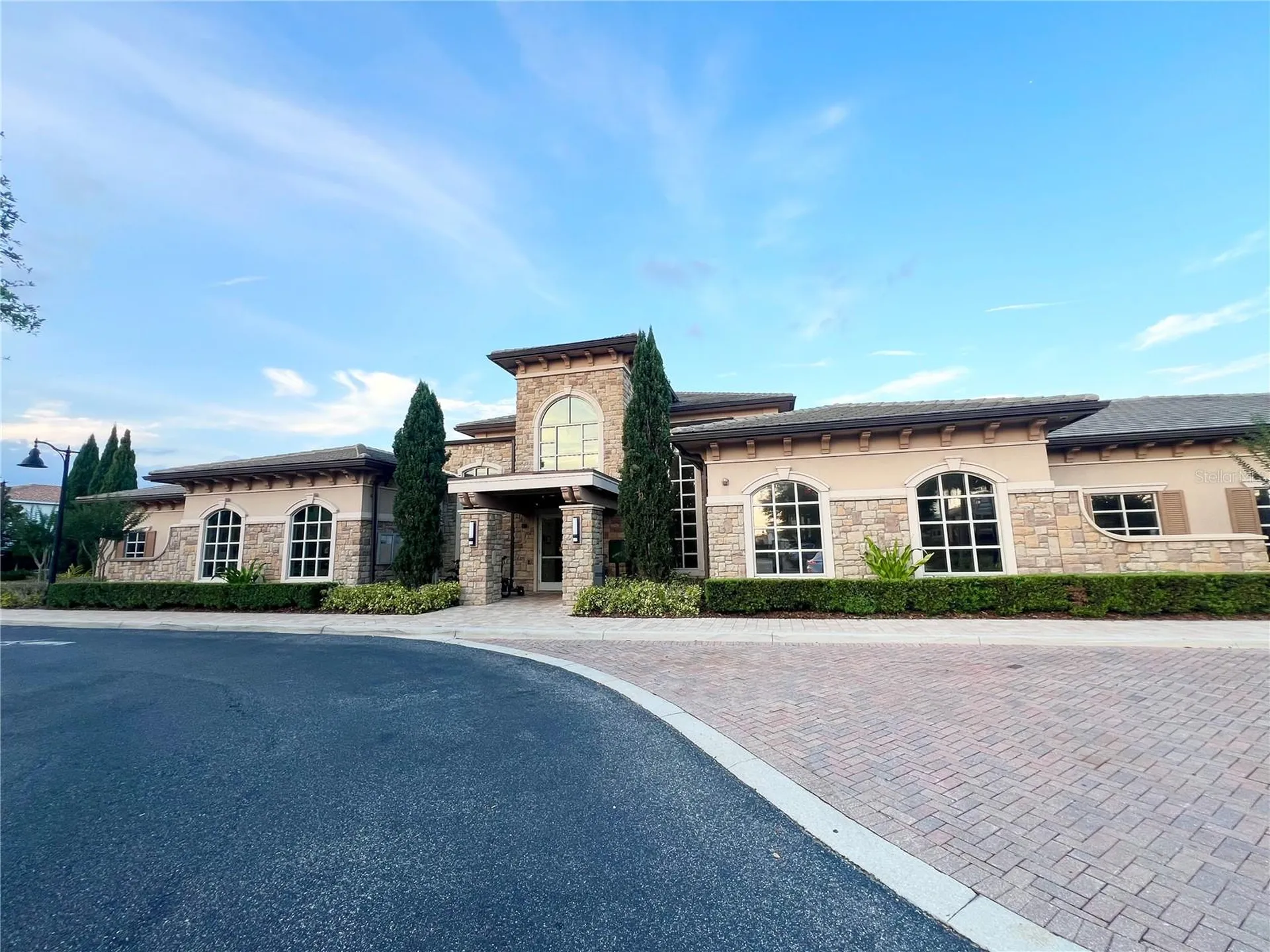 8213 Prestbury Drive Orlando FL 32832