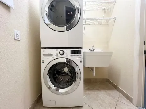 8213 Prestbury Drive Orlando FL 32832