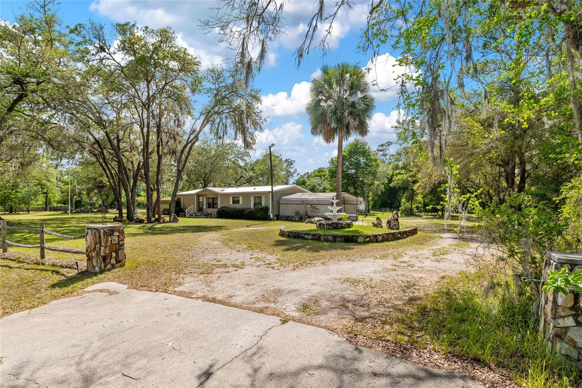 15460 SW 85th Avenue Dunnellon FL 34432