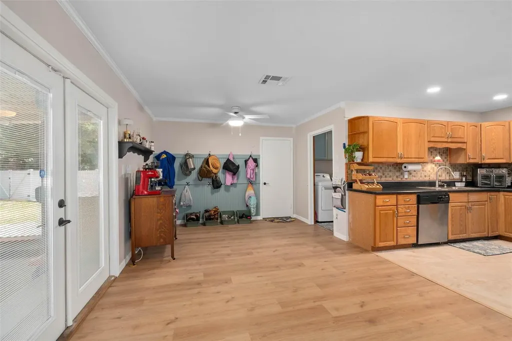 18425 State Road 44 Eustis FL 32736