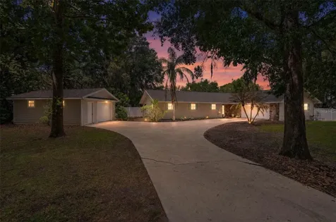 18425 State Road 44 Eustis FL 32736