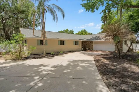 18425 State Road 44 Eustis FL 32736