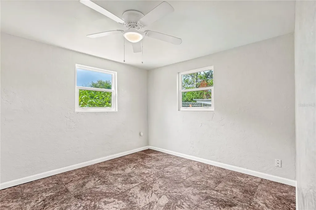 916 Flagler Avenue Edgewater FL 32132