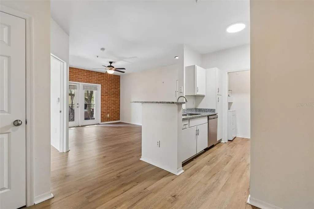 2010 E Palm Avenue Tampa FL 33605