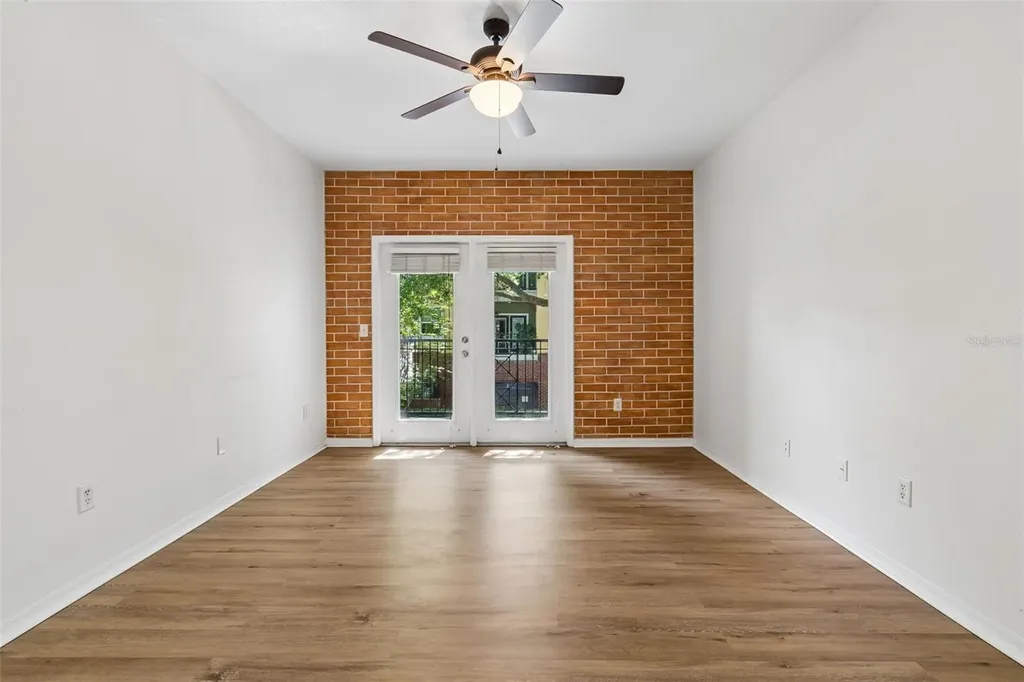 2010 E Palm Avenue Tampa FL 33605